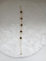 Armband mit schwarzem Kleeblätter
