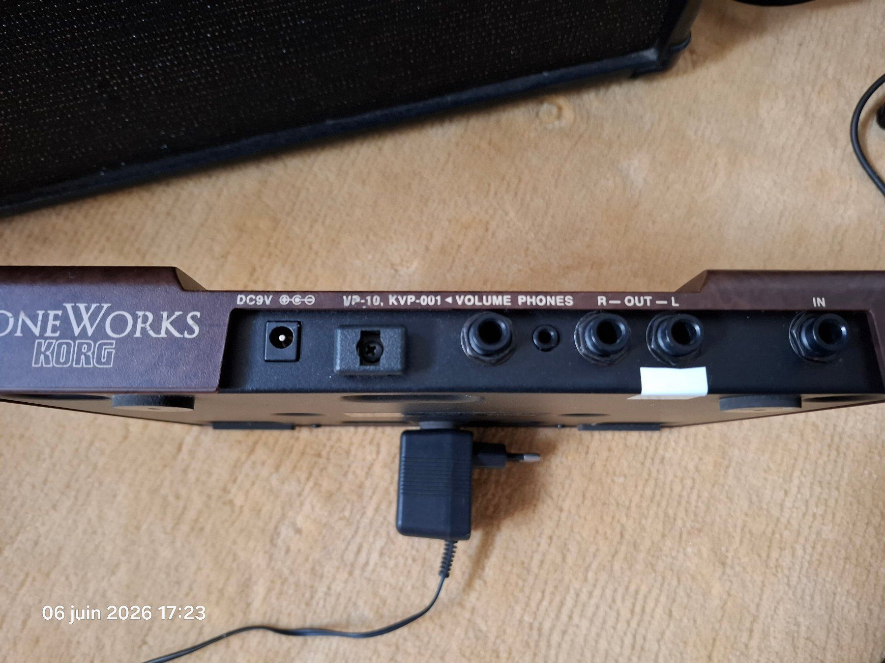 Strumenti musicali: Korg ToneWorks G2 Acoustic Guitar – Usato da Yverdon-les-Bains venduto da Dan00 1