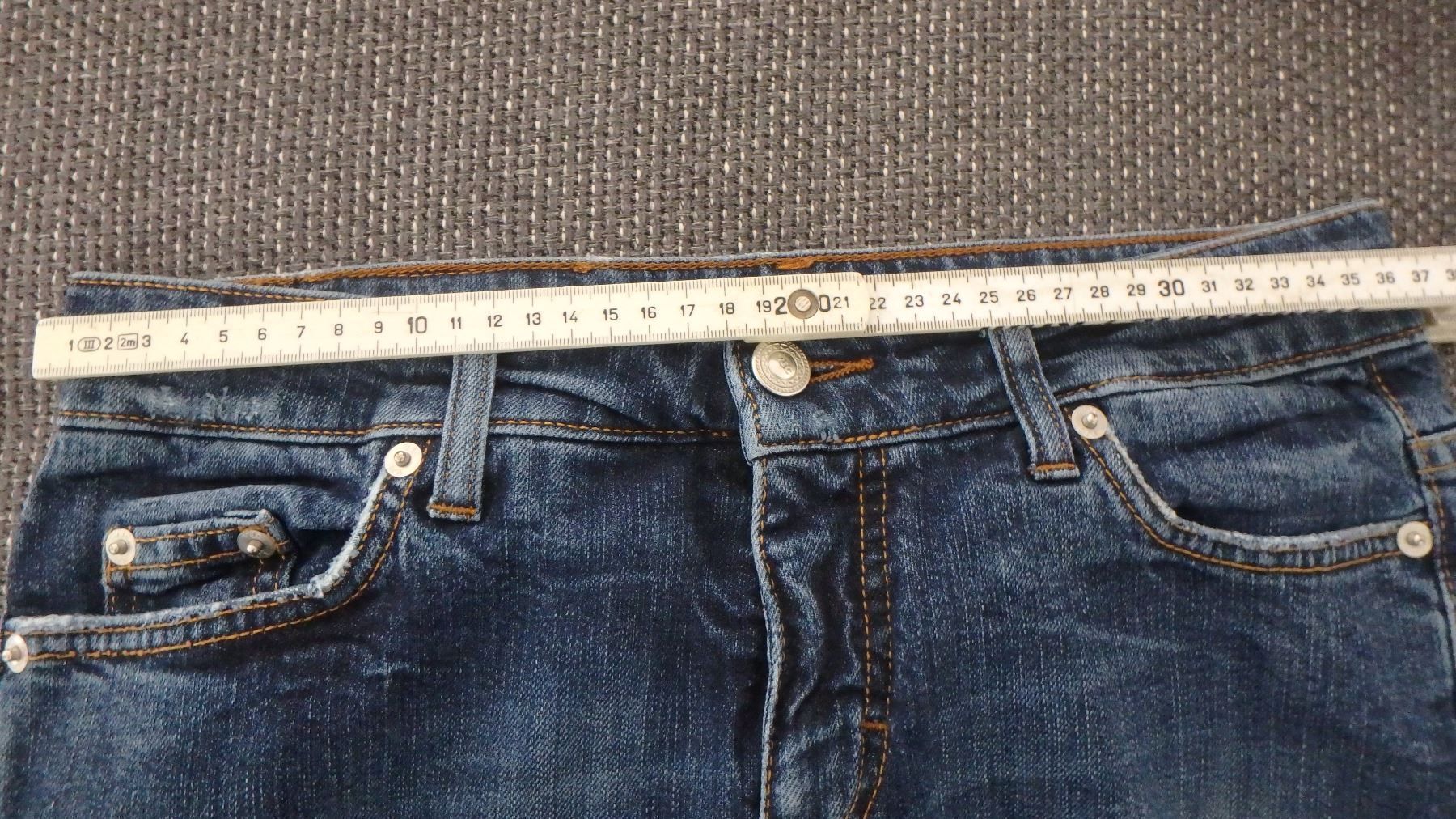 Versace Jeans: Versace Jeans Grösse 27/41 (IT) – Gebraucht aus Vaduz von RapunzelLissi 3