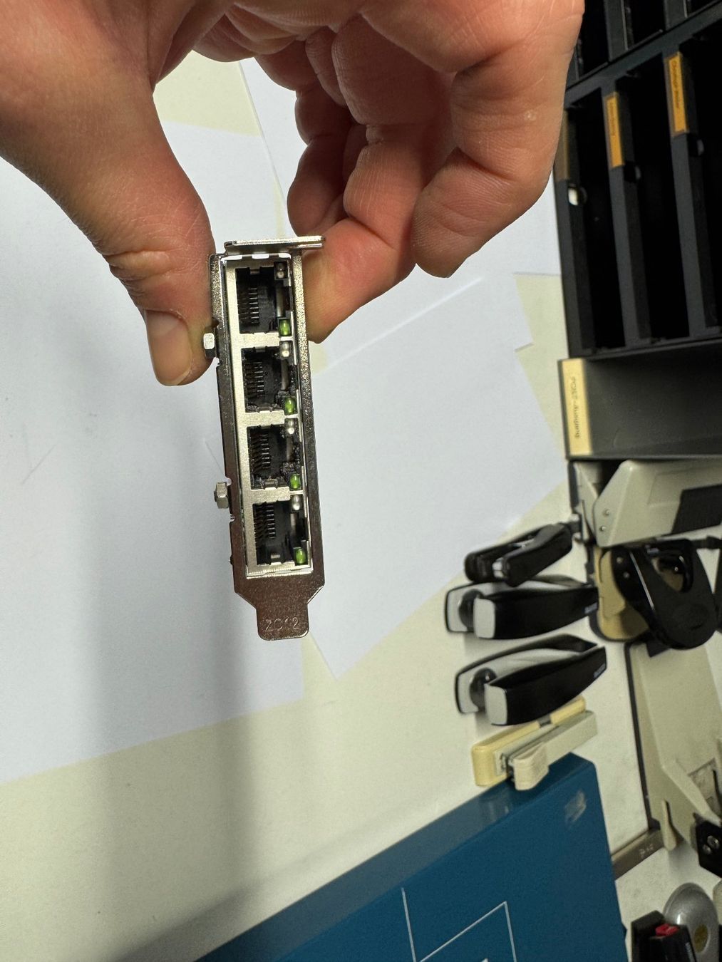 Server: Netzwerkkarte 4x 1GBit/s – Usato da Frauenfeld venduto da cinque 1