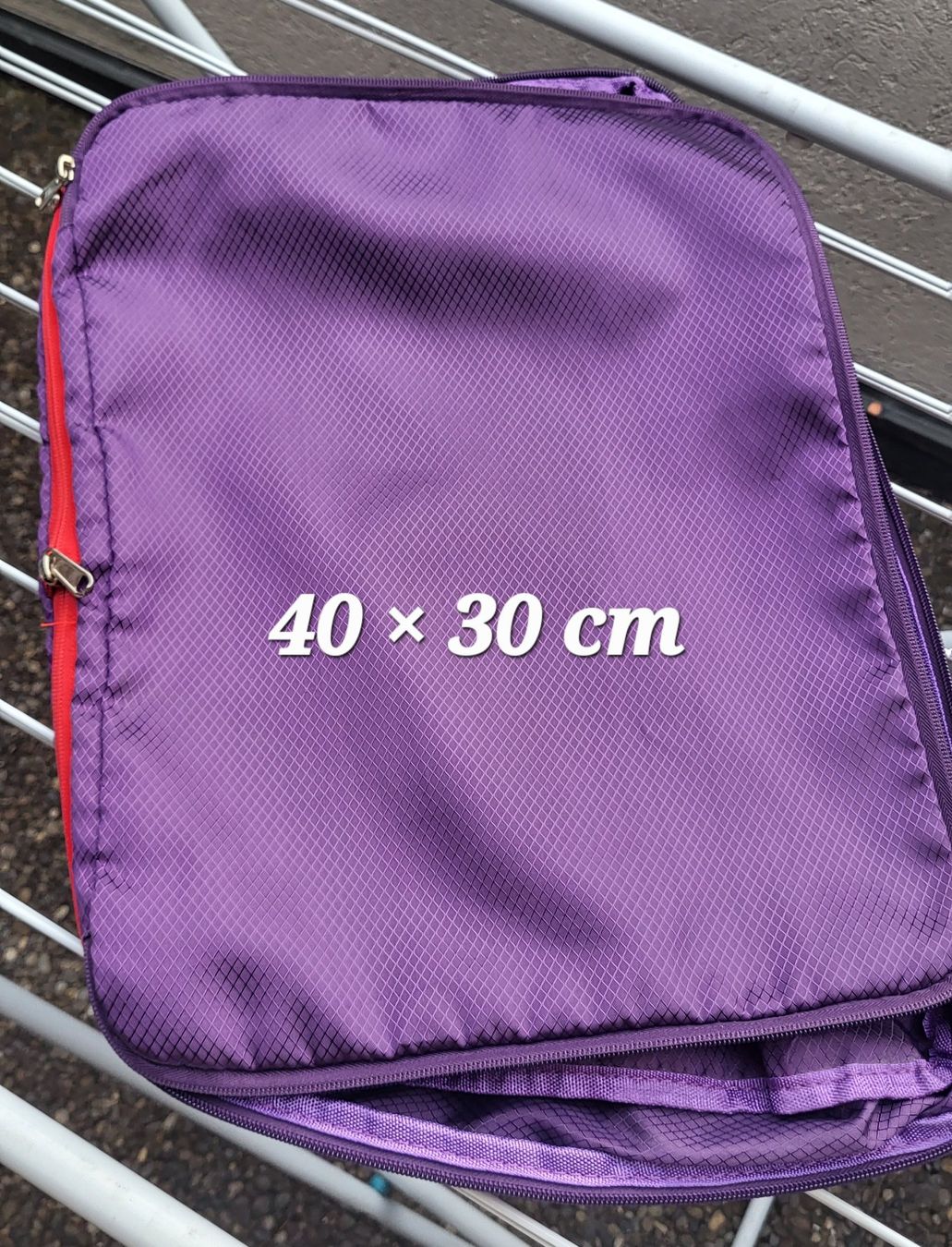 Taschen für Damen: Sacs pour vêtements pliés – Gebraucht aus Fribourg von VictoriaShop7 1
