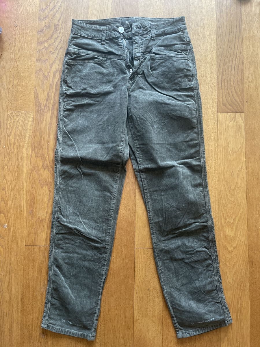 Pantaloni: Closed Pedal Pusher Samthose Gr. 28 Top Zustand! – Usato da Basel venduto da Ritzibitzi