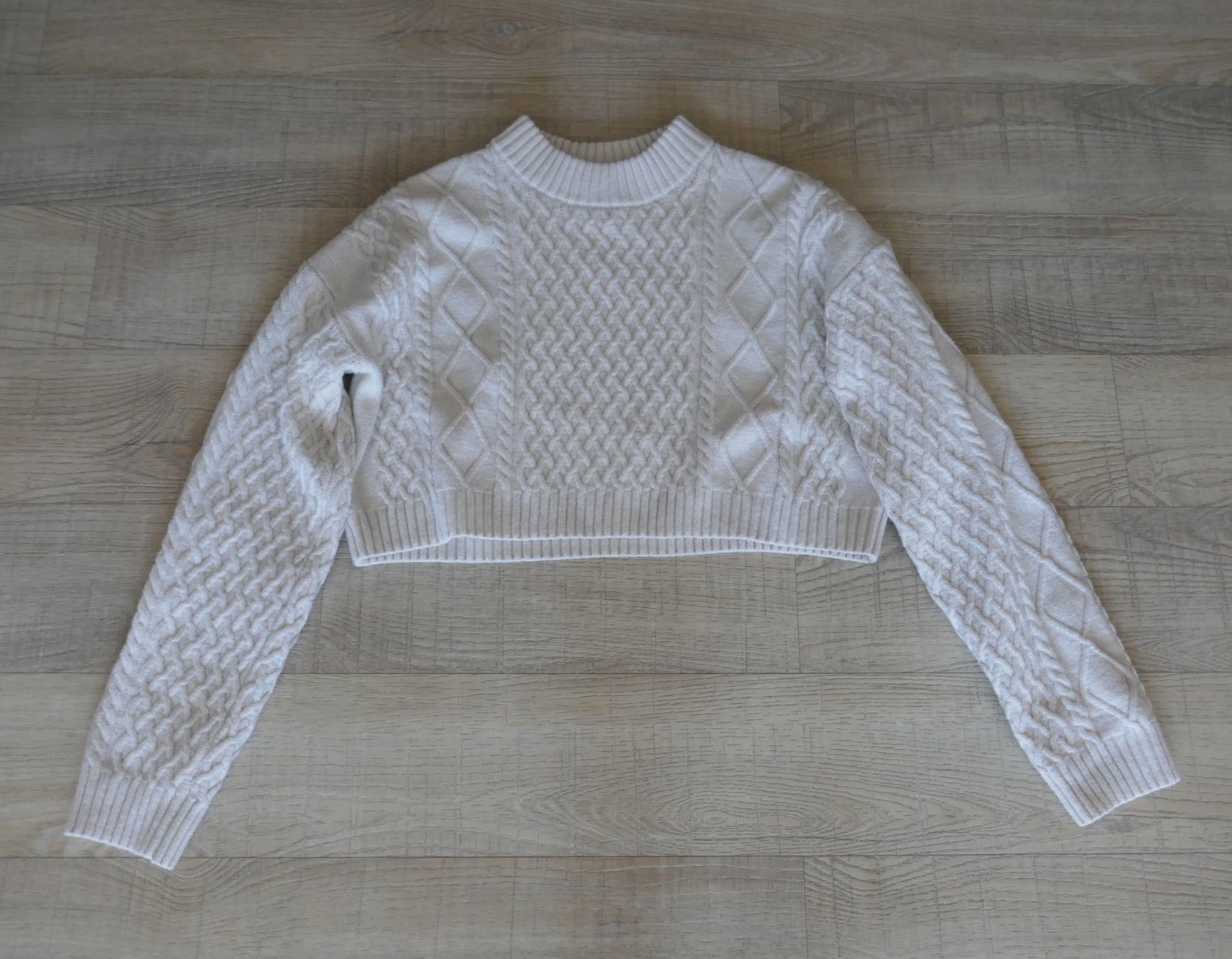 H&M Pullover & Sweatshirts: Pullover von H&M, Gr. S, creme-weiss – Gebraucht aus Port von uzuku