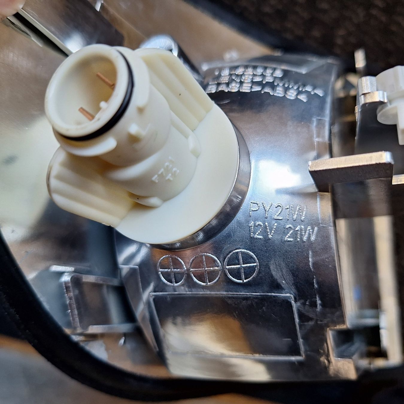 Audi Tutti pezzi di ricambio auto: Feux de position Audi A6 ancien modèle – Nuovo e nell'imballaggio originale da Clarmont venduto da sim_gnw6 2