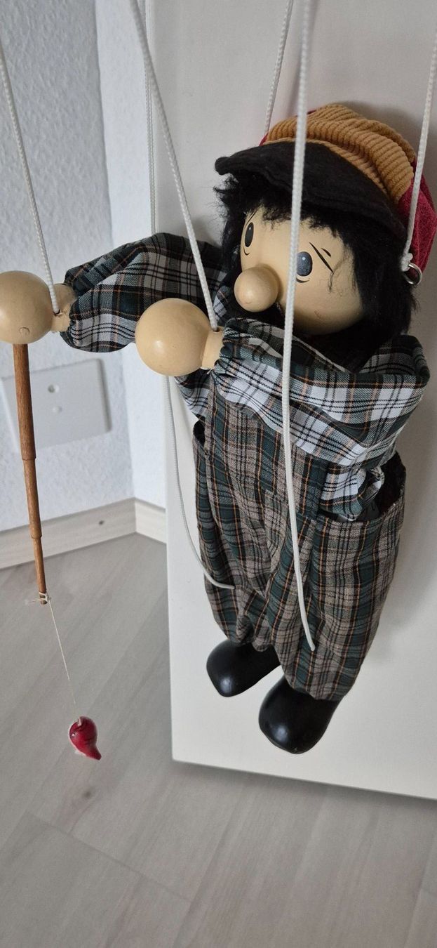 Figuren: Marionette Fischer – Gebraucht aus Kilchberg ZH von logn 5
