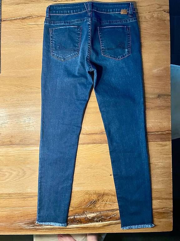 Hosen: Coole Jeans von ROXY Grösse 164 – Gebraucht aus Fehraltorf von Marlene4 1