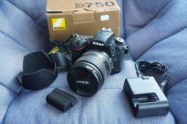Nikon D750 mit 24-120 Zoom - 8900 Auslösungen, gereinigt