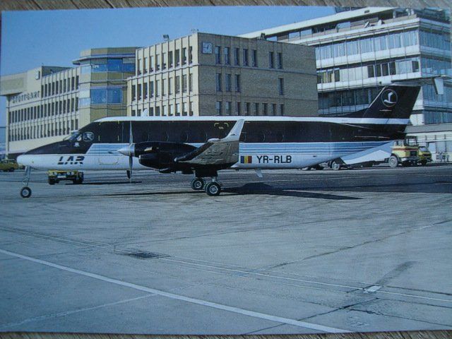 Ansichtskarten: LAR Romanian Airlines Beechcraft 1900D YR-RLB – Neu und originalverpackt aus Thun von Abigboss