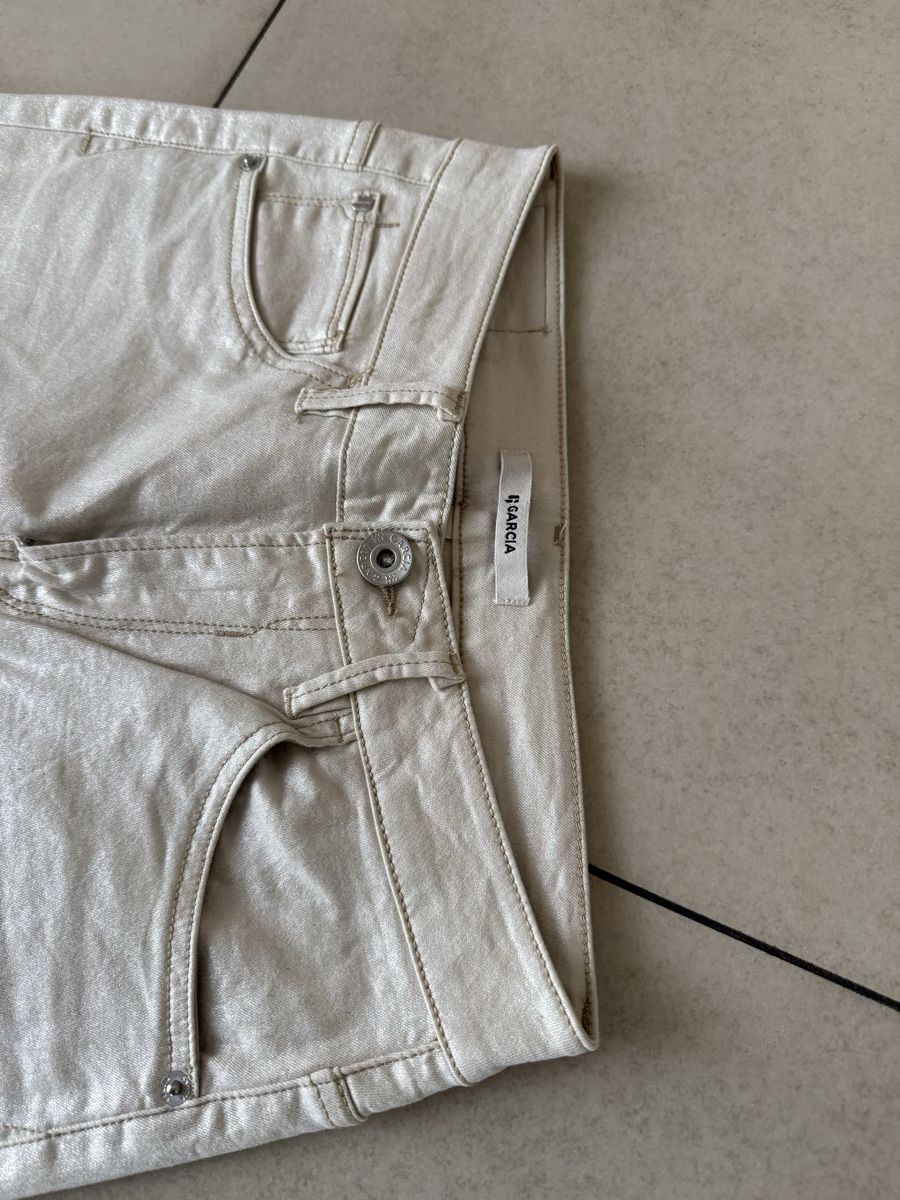 Pantaloni: Garcia hose – Usato da visp venduto da Kmemo1 1