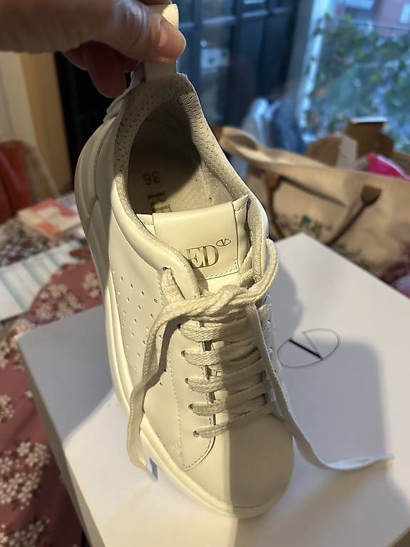 Damenschuhe: Sneakers Red Valentino  – Gebraucht aus lausanne von Pepitam 2