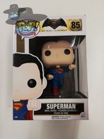 Superman No. 85 / Funko Pop
