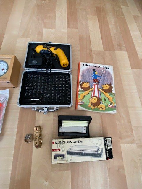 Alle Dekorationen: FLOHMARKTARTIKEL – Gebraucht aus Chur von silbermon 2