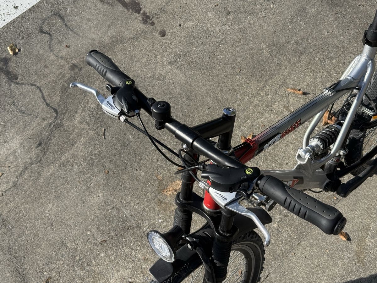 Vélos: MTB Velo Fahrrad  – D'occasion à Aadorf par SchattePuppe 1