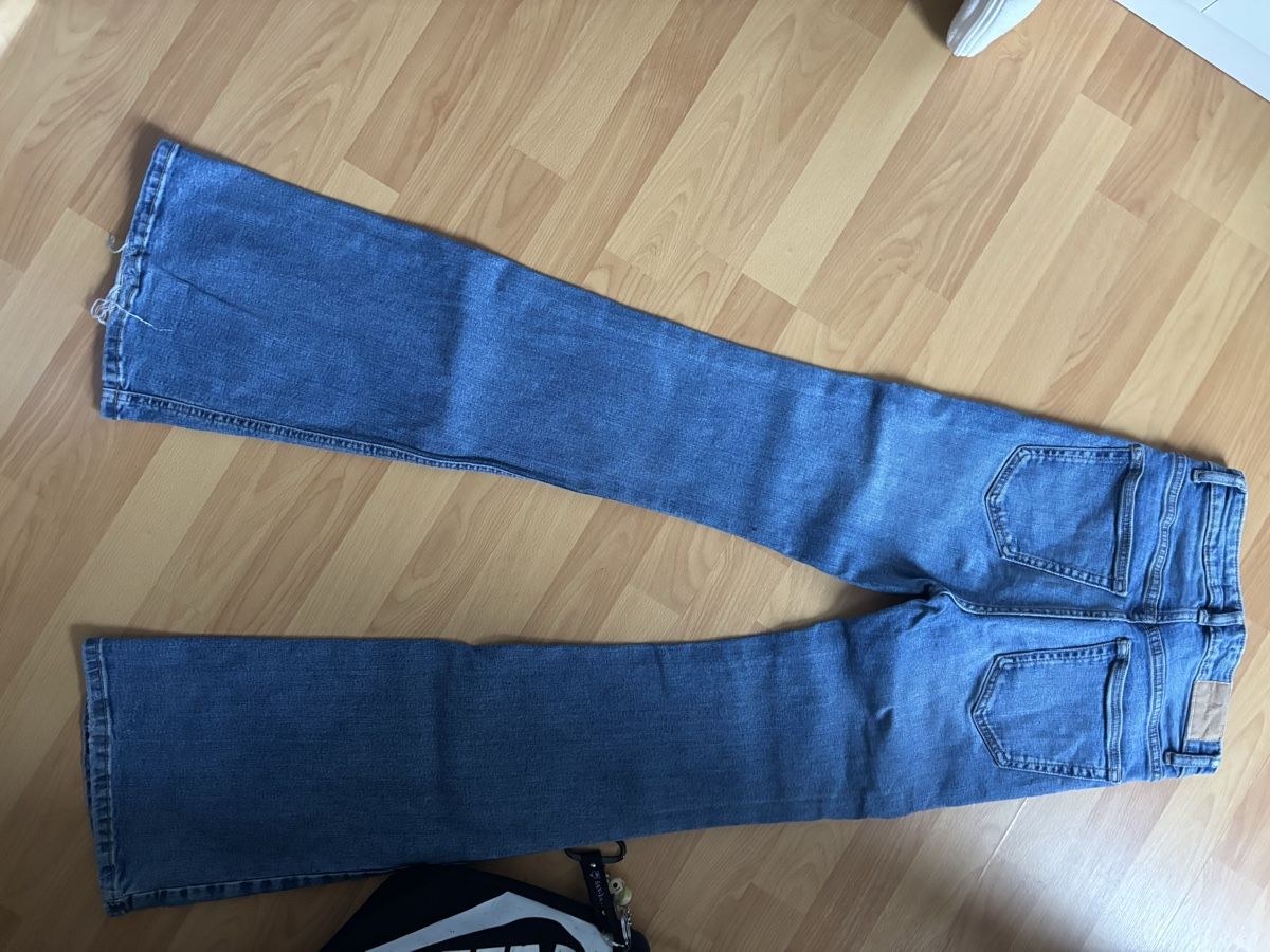Pull&Bear Jeans: Pull&Bear Hose  – Usato da Olten venduto da zor_6npz 2