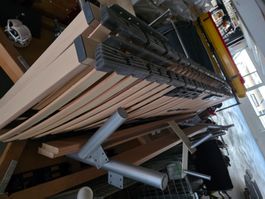 Komplettes Bett Breite 1.60m mit Lattenrost ohne Matratze