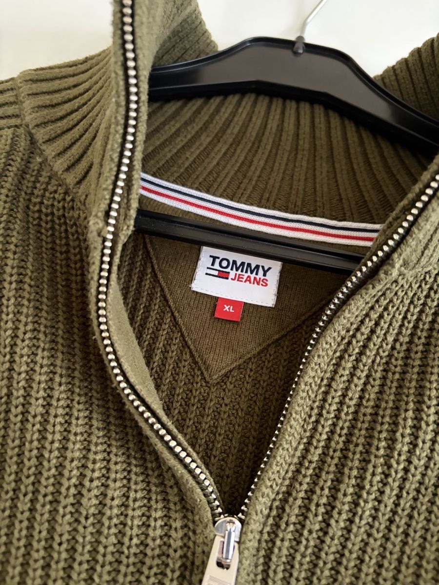 Tommy Hilfiger Maglioni & Felpe: Tommy Hilfiger Pulli – Usato da Basel venduto da Brunner.T 2