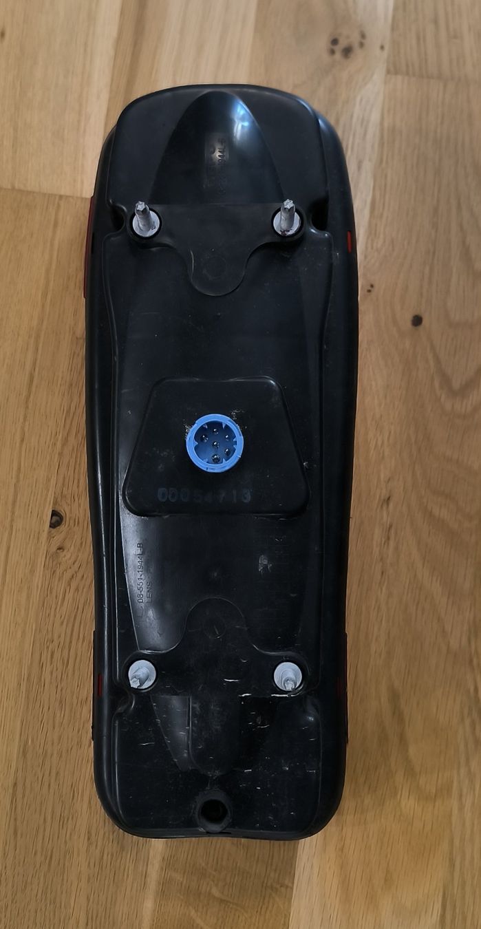 Iveco Alle Autoersatzteile: Rücklicht IVECO Massif 1 Stk. – Gebraucht aus Wangen b. Olten von Tools_and_more 2