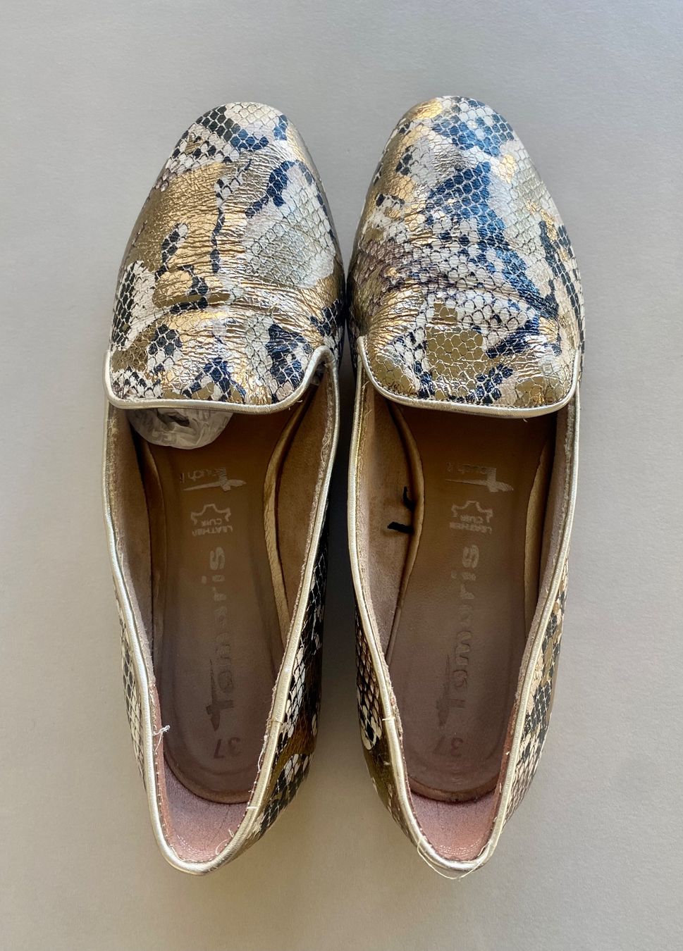 Tamaris Damenschuhe: Slipper, Leder, Tamaris, Grösse 37 – Neu (gemäss Beschreibung) aus Bern von L.I.A.