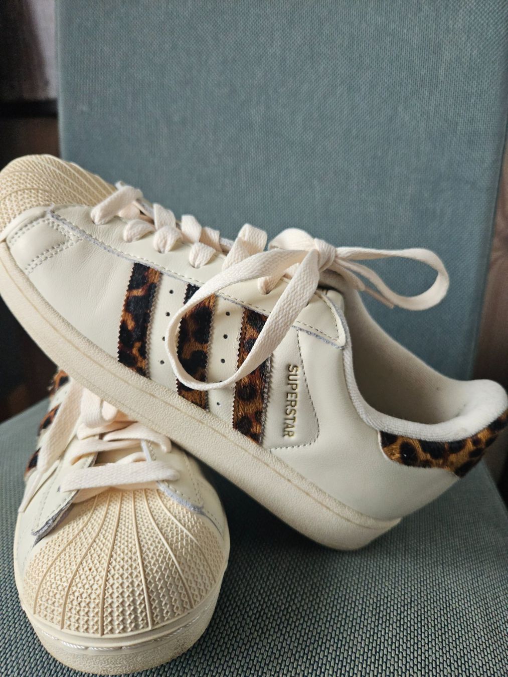 Adidas Scarpe da uomo: Neue Adidas Superstar Sneaker, Grösse 40 – Usato da Neuenegg venduto da man_qcl8 2