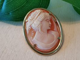 750/- Gelbgold «Vintage» Anhänger  m. Muschel-Kamee