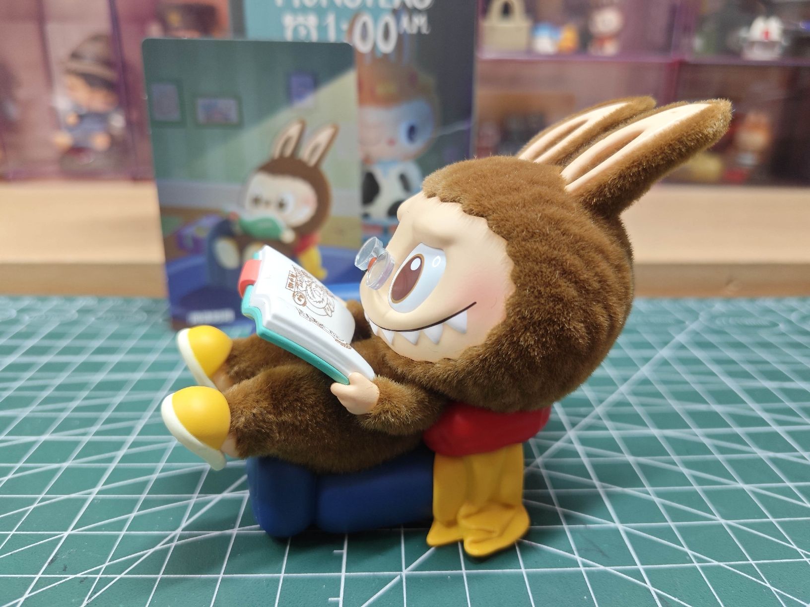 Pop Mart Statuette: POP MART LABUBU 1:00A.M.--Reading Time – Nuovo (secondo la descrizione) da Horw venduto da aquarellmmm2024 1