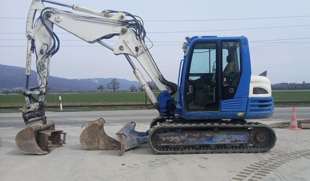 Takeuchi Bagger: Bagger Takeuchi TB 290 mit Hyd Powertilt. – Gebraucht aus Niederbipp von baggerch 4