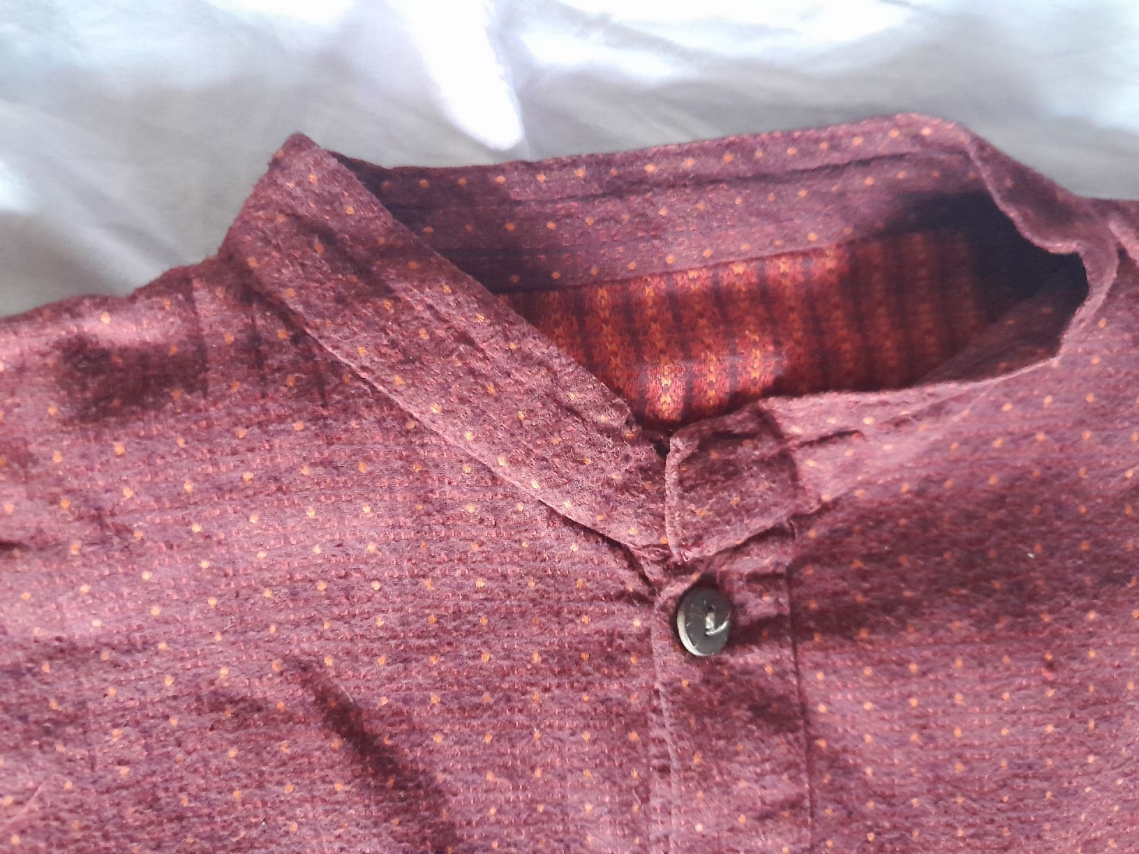 Chemises: chemise bordeau à poids taille L – D'occasion à Genève par ang_fd8z 2