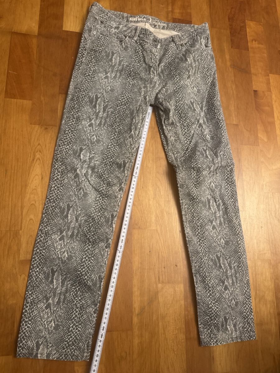 Pantaloni: AIRFIELDHOSE Gr 38 – Usato da Rüti ZH venduto da Sugus99 1