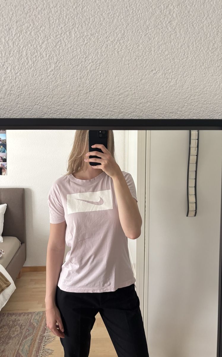 Nike T-shirt: Nike T-Shirt, rosa, Grösse XS – Usato da Wabern venduto da est_jw6s