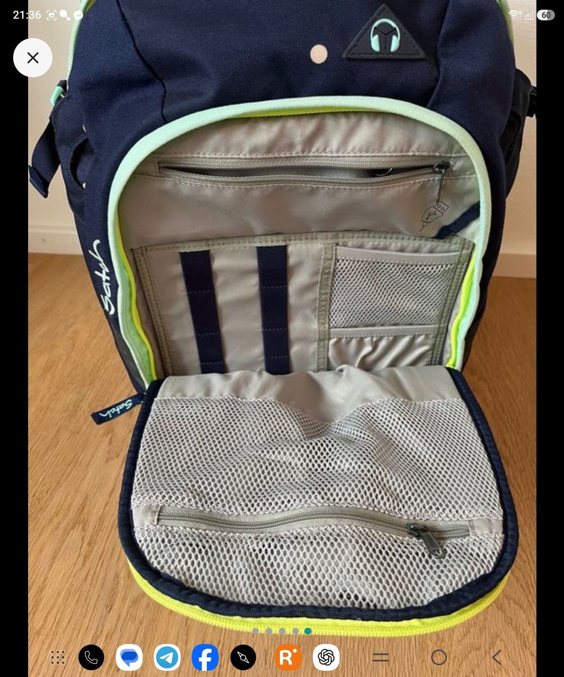 Satch Borse & Zaini: Satch Rucksack marineblau mit Punkten  – Usato da Bolligen venduto da teqila211 4
