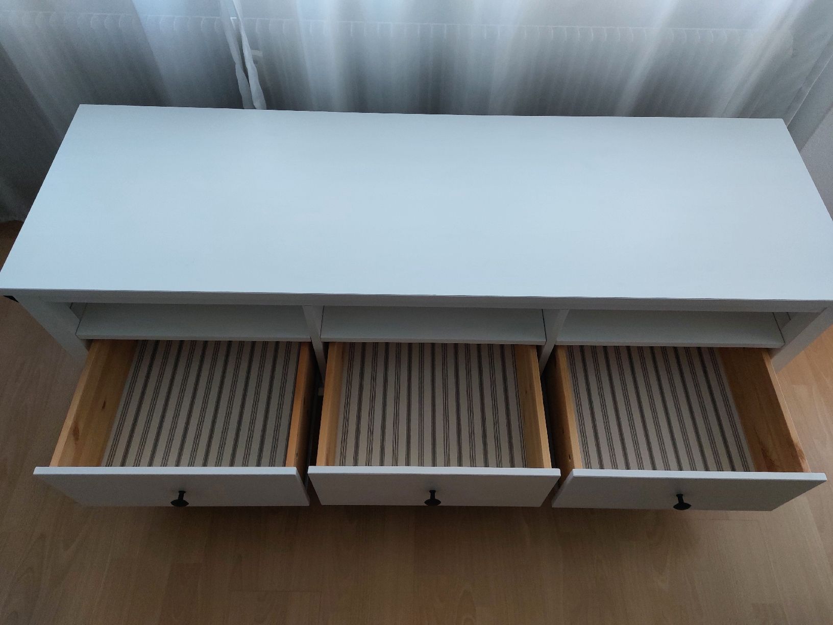 Ikea Meubles TV: TV-Möbel Ikea – D'occasion à Münchenbuchsee par Ataf_Morgana 1