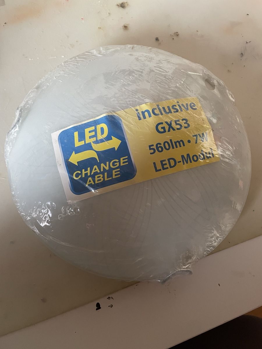 Lampadari & plafoniere: Wunderschöne Deck Lampe A+ Energieklasse 7 Watt – Nuovo e nell'imballaggio originale da Biel/Bienne venduto da mary.sin