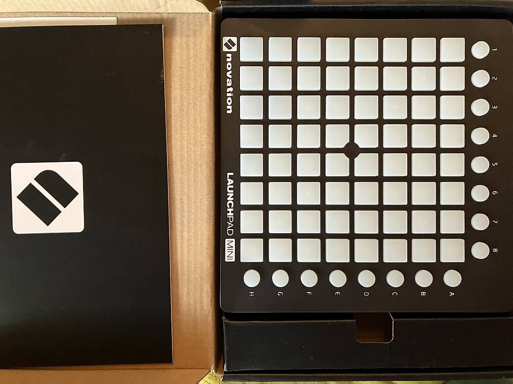 Console di mixaggio: Launchpad – Usato da Farnern venduto da Preiselbeeri8 1