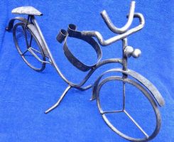 Wein Flaschen Halter Schmiedeisernes Fahrrad Dekorativ !!