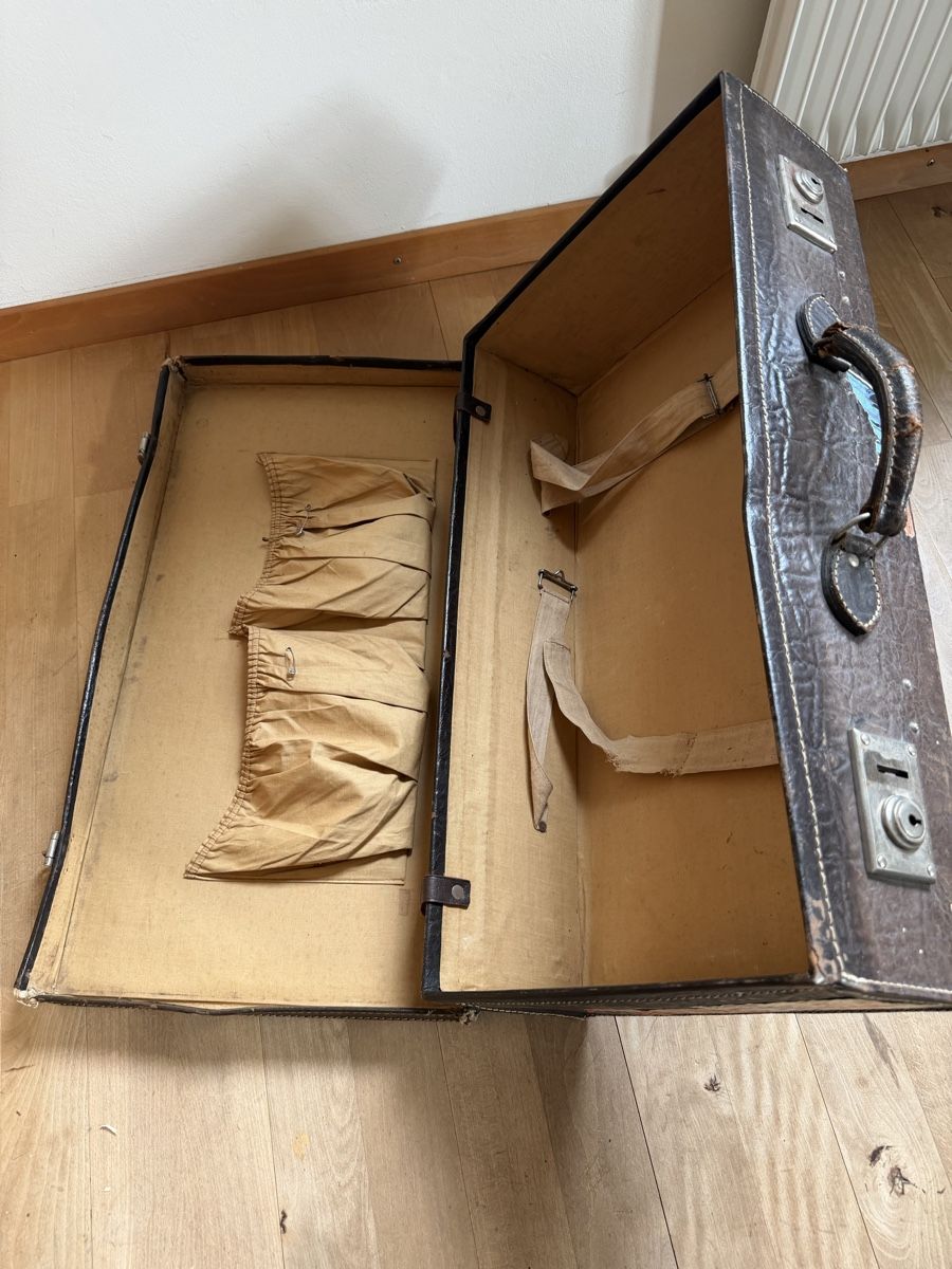 Reisekoffer: Vintage Koffer – Gebraucht aus Brugg AG von LaraVivianSpiess 4