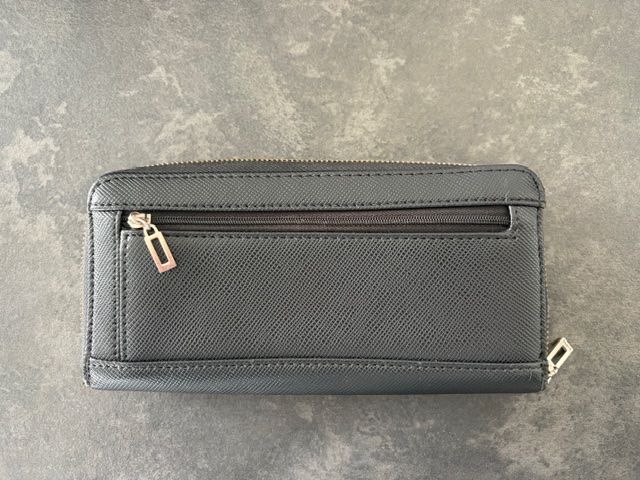 Guess Portamonete: Porte monnaie Guess – Usato da Dompierre FR venduto da Laetitia1999 1