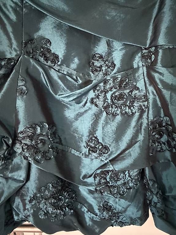 Vestiti: Festliches Kleid – Usato da Schwarzenburg venduto da SchoggoLoggo 1