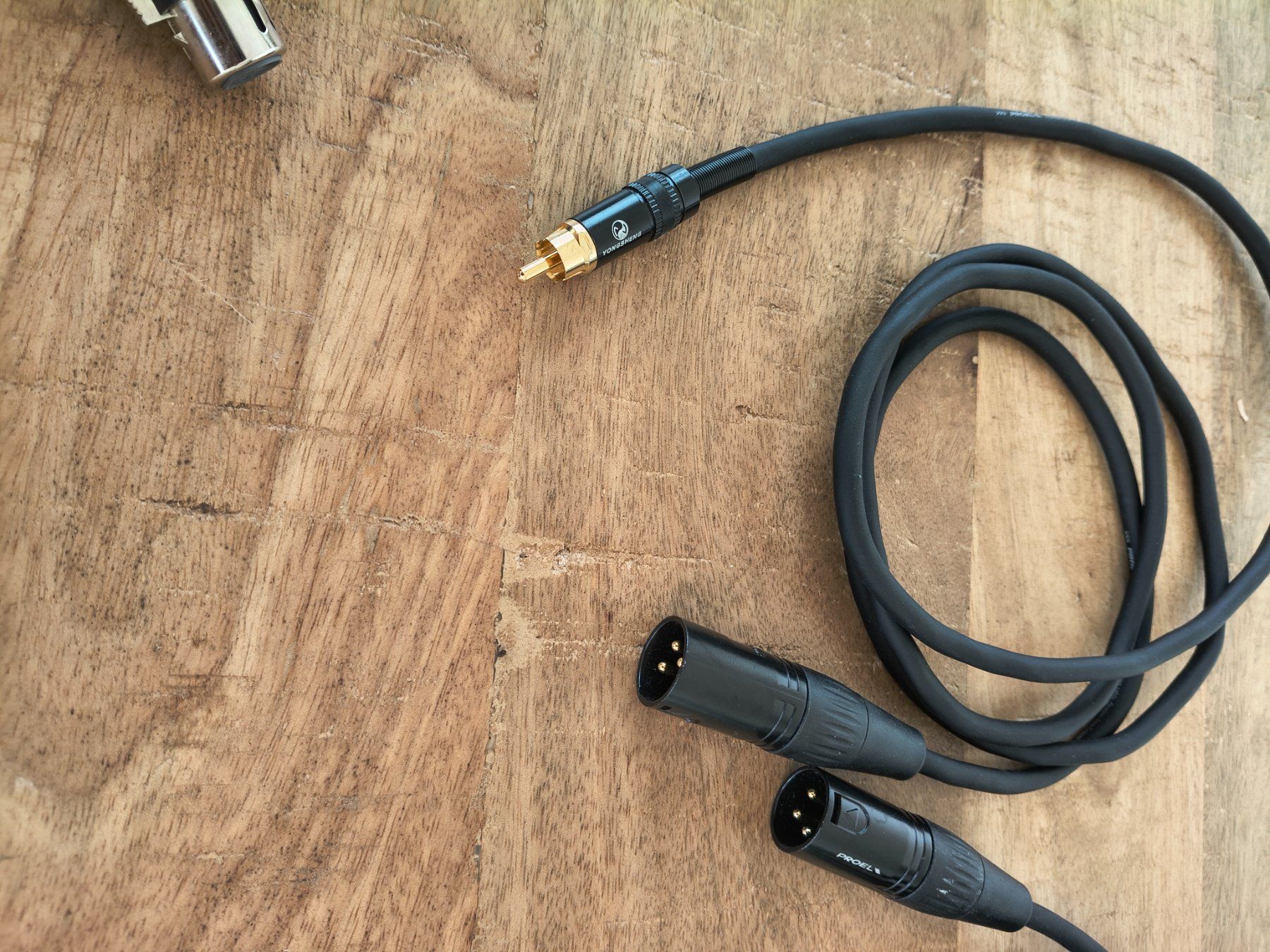 Câbles: Diverse Audio Kabel – Défectueux à Zürich par herr_mann 2