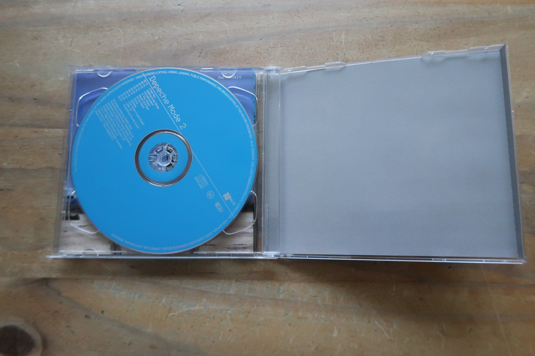 CD: DEPECHE MODE - THE SINGLES 86 - 98 - 2x CD – Usato da Basel venduto da Patiscat 4