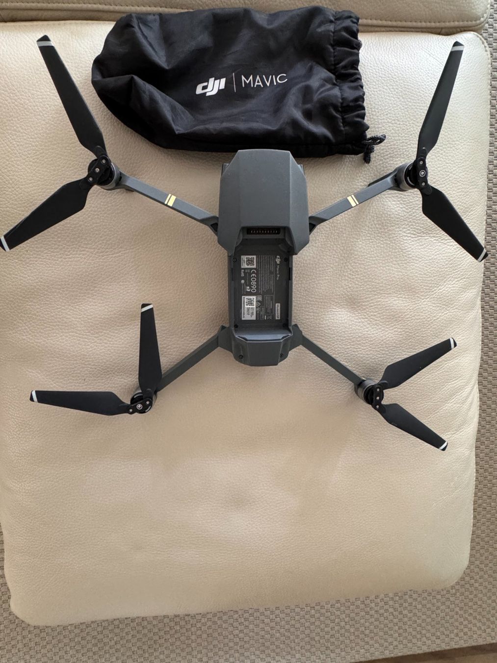 DJI RC Modellbau: DJI Mavic Pro Fly More Bundle - kaum genutzt – Gebraucht aus Zürich von Houlle 1