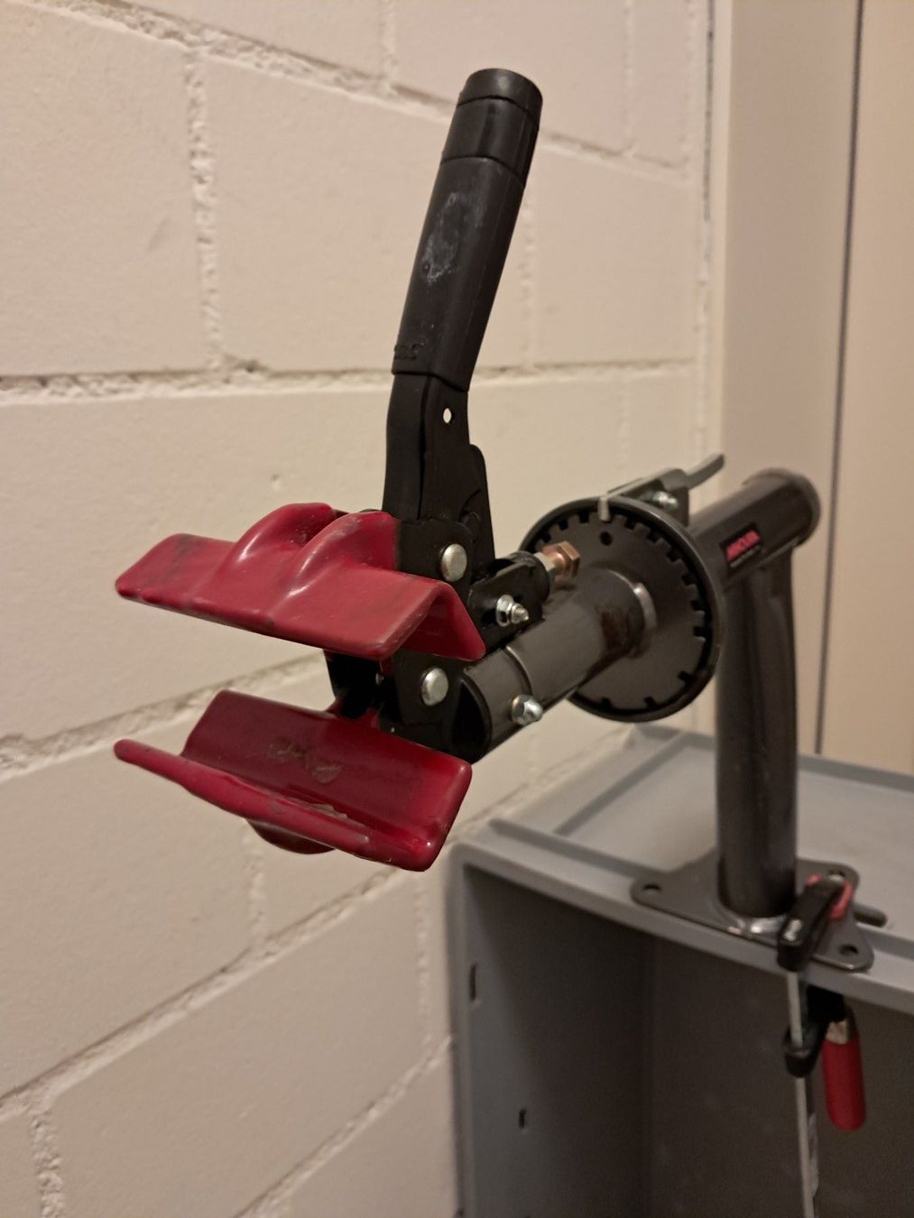Supports de vélo: Fahrradhalter – D'occasion à Dübendorf par Riccim01 1