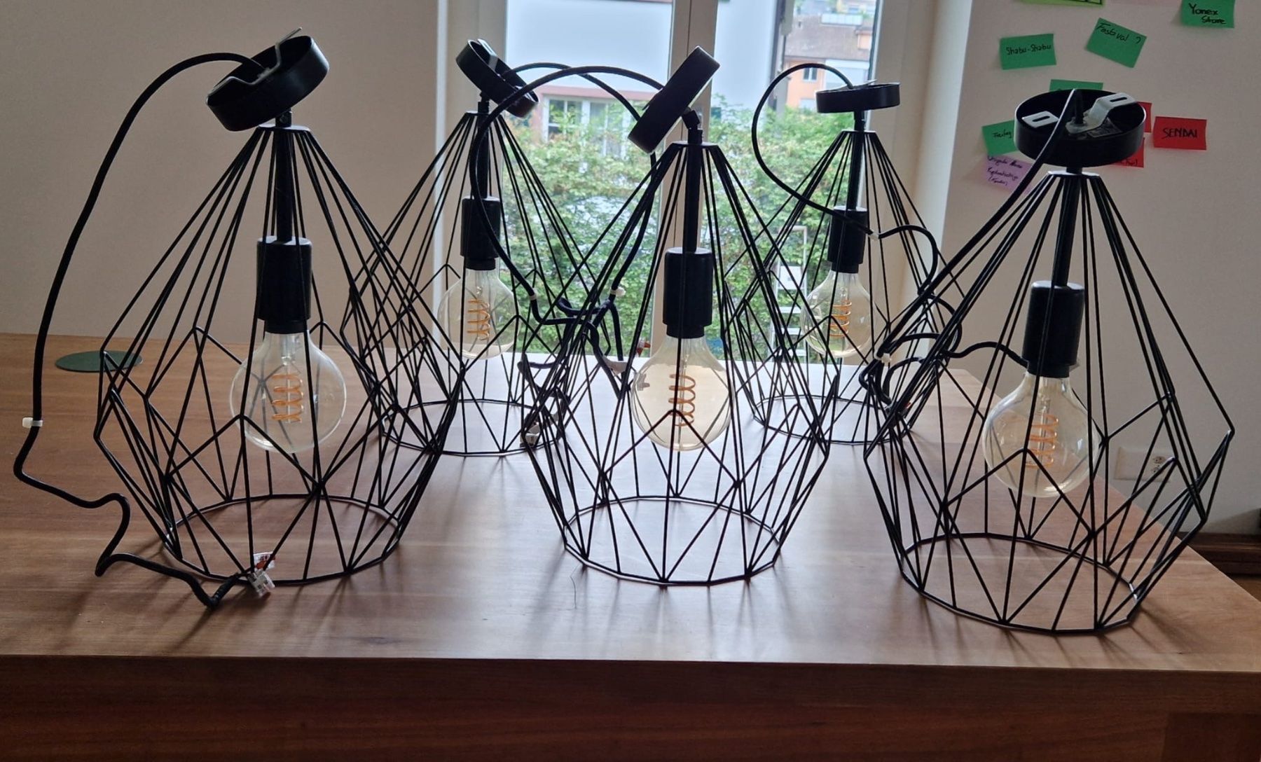 Philips Lampadari & plafoniere: Moderne Deckenlampen mit Philips Hue Glühbirne – Usato da Binningen venduto da kamloopsBC