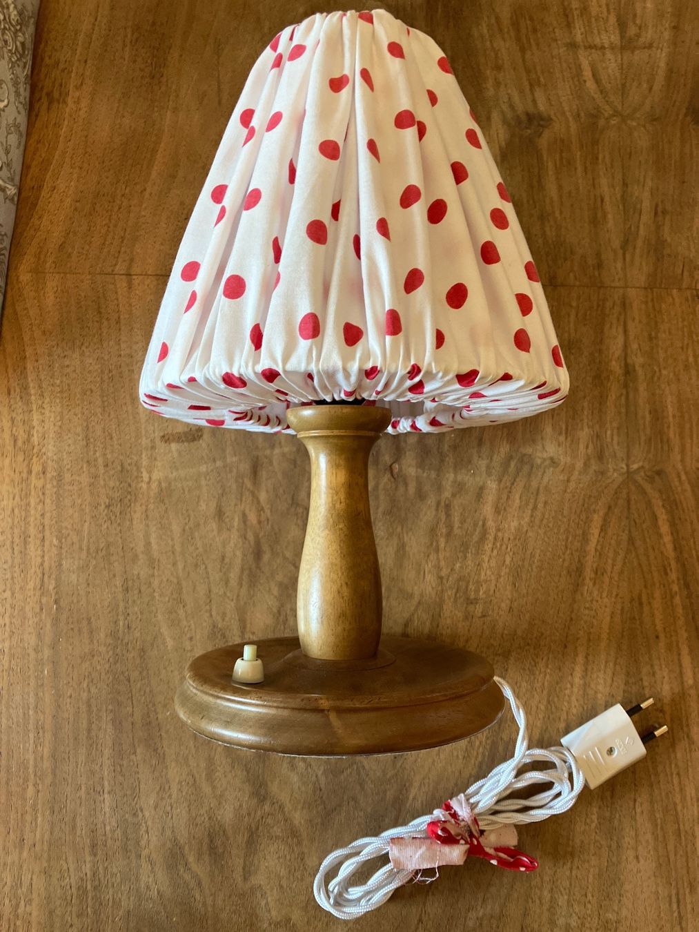 Lampen: Lampe - Tupfen - Nachttischlampe – Gebraucht aus Winterthur von pompea 3