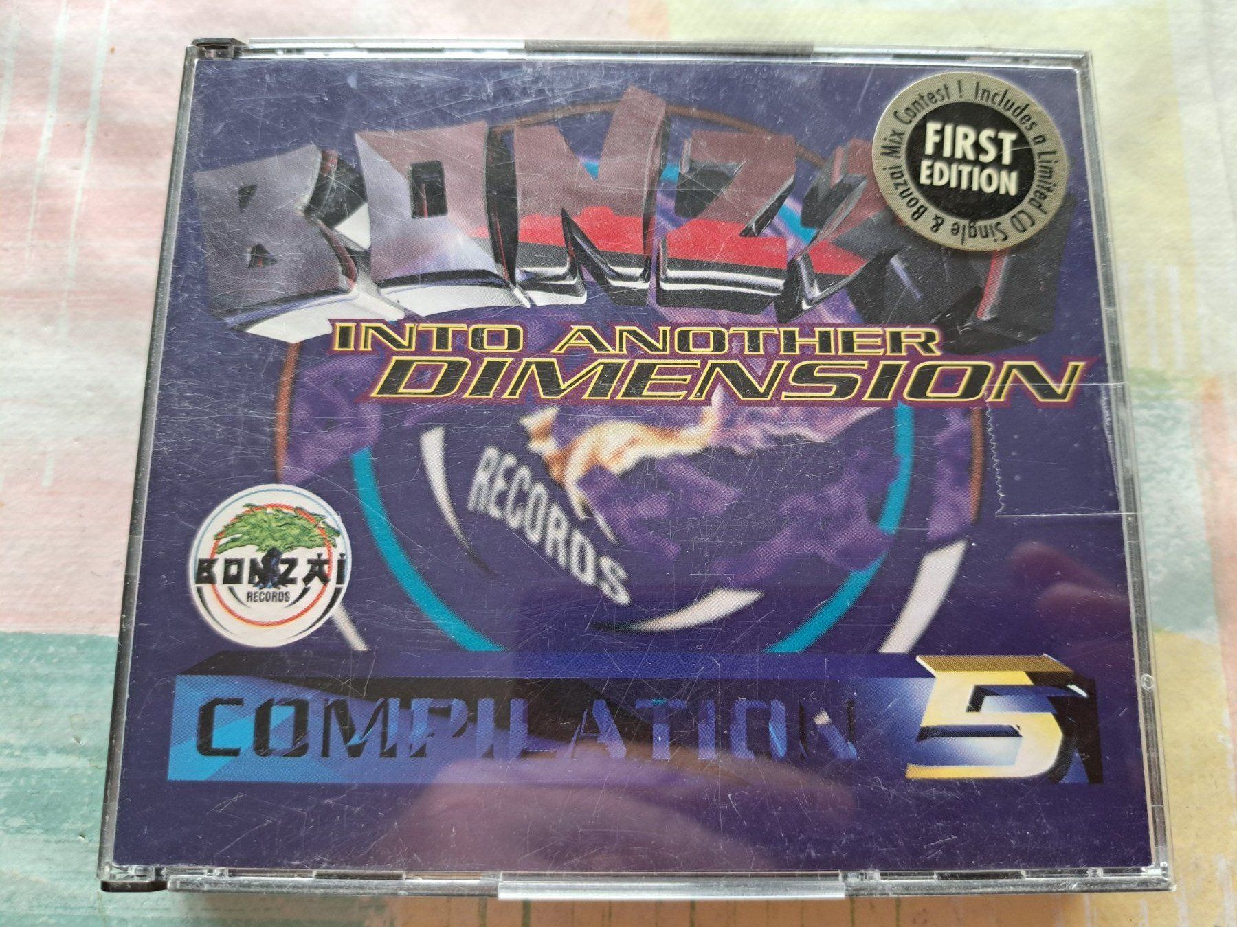 CDs: CDs Bonzai Records compilation 5 - Into another dimension – D'occasion à Pully par bro_n52j