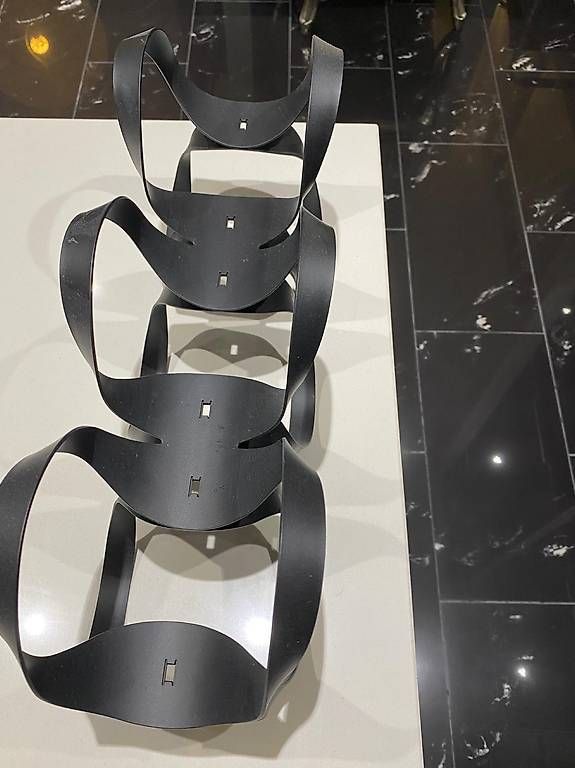 Regale: Alessi Designer-Weinregal – Gebraucht aus Wollerau von nikeyyty 1