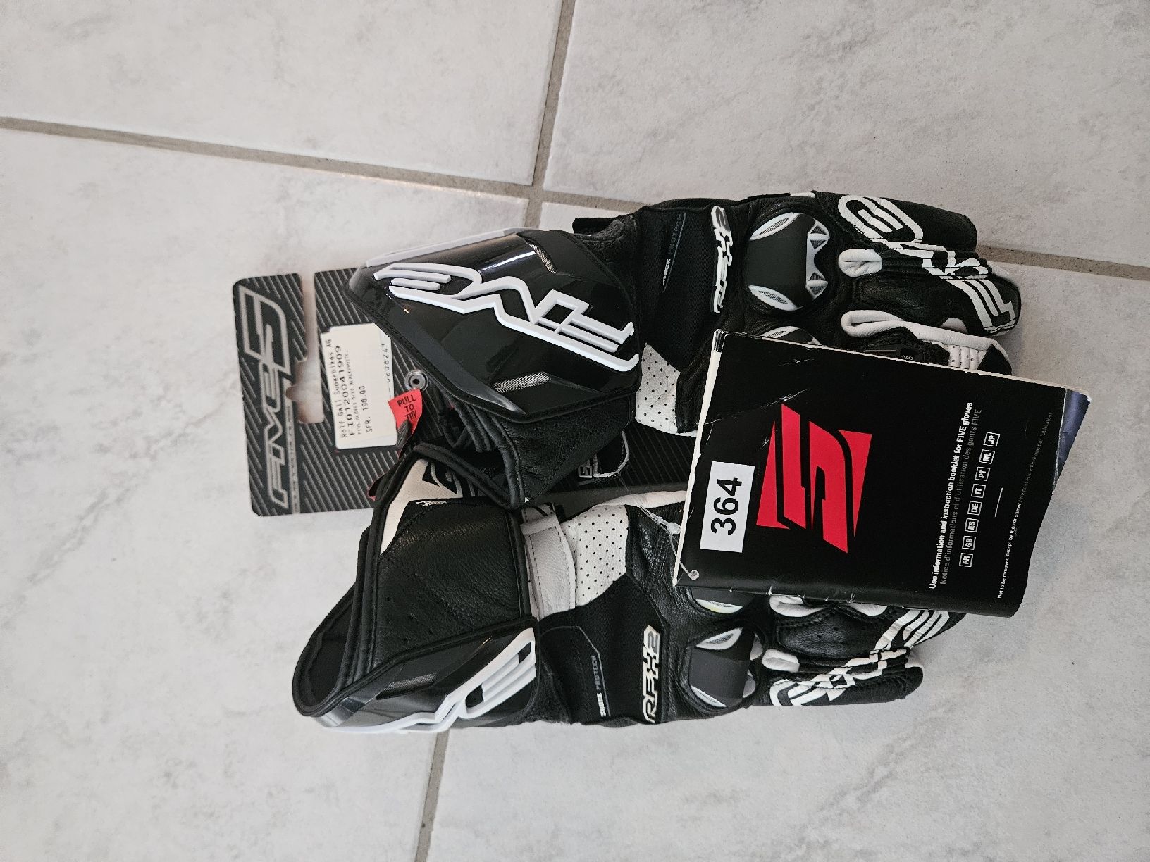 Sonstige Accessoires für Herren: Five5 RFX2 Motorradhandschuhe  – Neu und originalverpackt aus Mellingen von Okieh 1