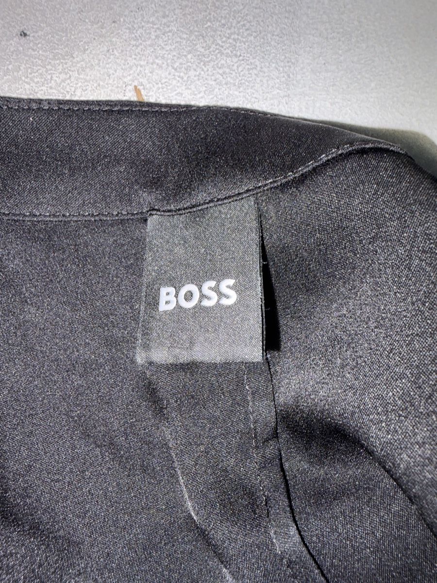 Hugo Boss Camicette: Boss Seidenbluse Griösse 40 – Nuovo (secondo la descrizione) da Bonstetten venduto da Moma10 2