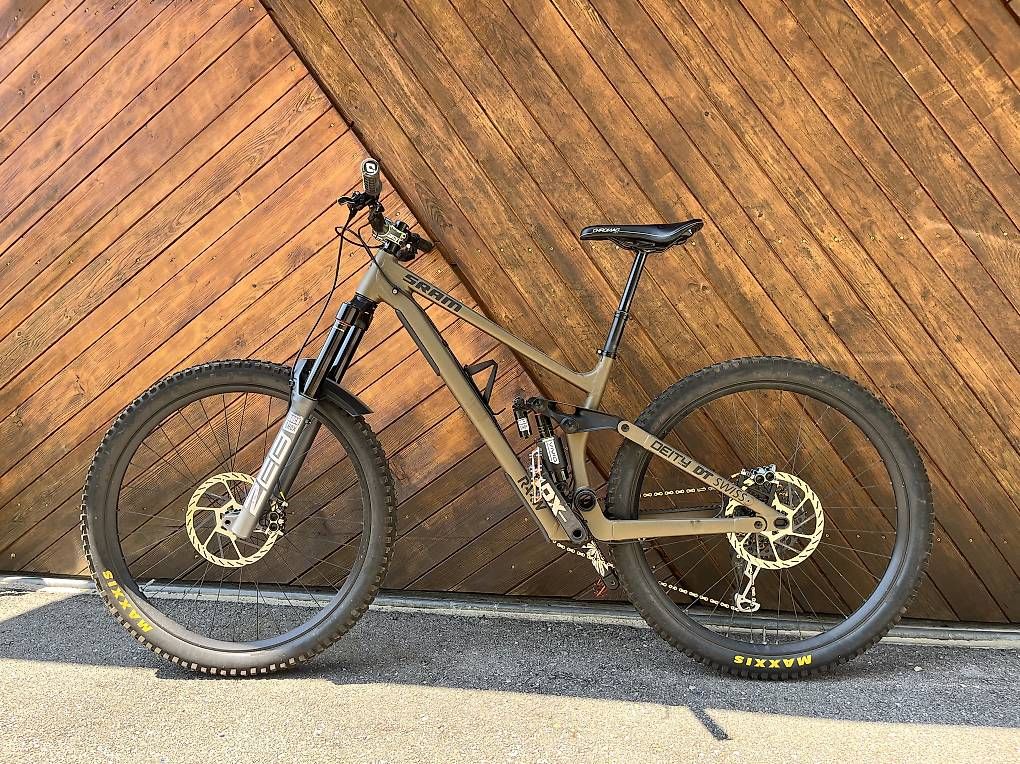 Vélos: RAAW Madonna V2 – D'occasion à Wynigen par oppligermarco