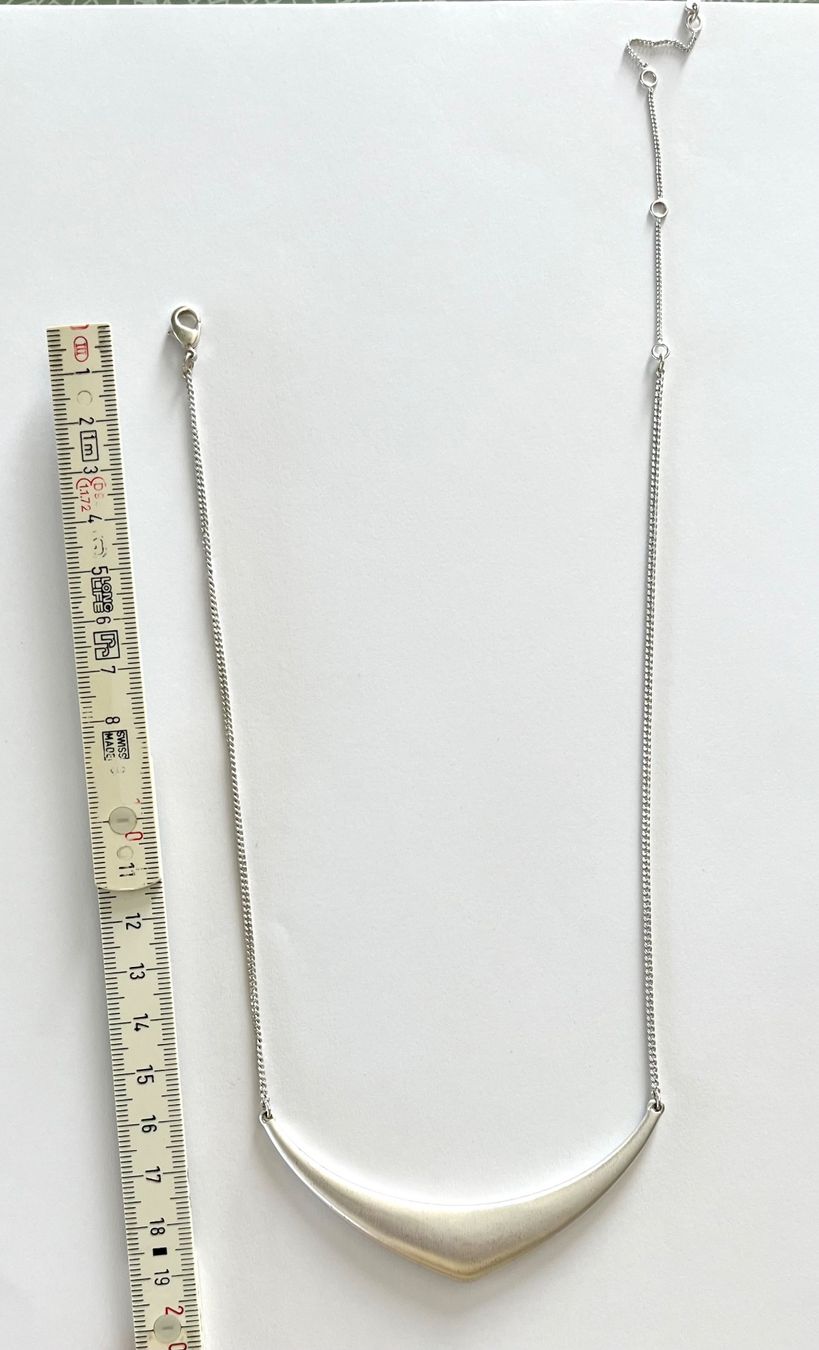 Colliers: Collier Pilgrim couleur argent – D'occasion à Le Crêt-p-Semsales par staglione69 3