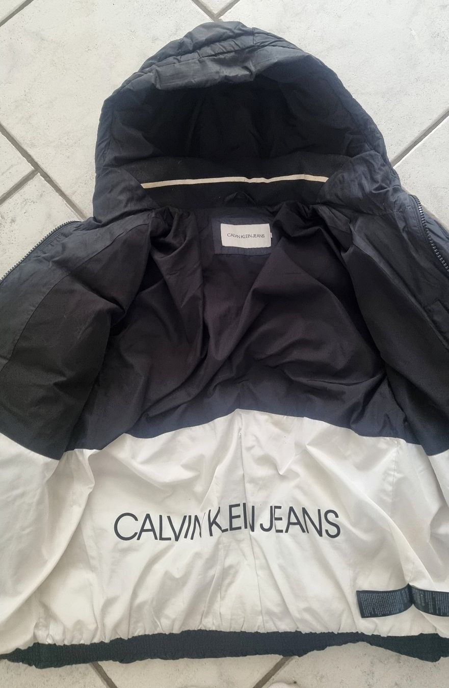 Calvin Klein Giacche: Calvin Klein Winterjacke – Usato da Utzenstorf venduto da Trix02 3